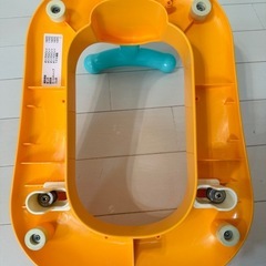 コンビ おまるでステップ   の画像