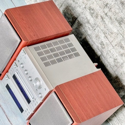 ONKYO「INTEC 205シリーズ」CD・アンプ・チューナーセット