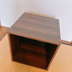 【0円】LOWYAキューブボックスシェルフの画像