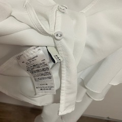 レディース服　earth music&ecology ラッフルスリーブショートブラウスの画像