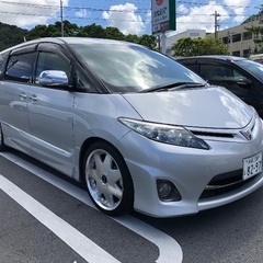 トヨタエスティマの画像