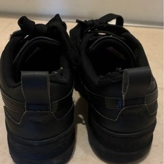 Puma 黒 厚底スニーカー　23.5-24の画像