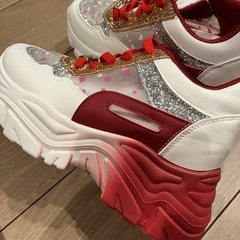 新品  スニーカーの画像