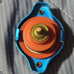 ラジエーターキャップの画像
