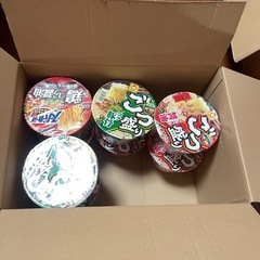 カップラーメン8個セットの画像