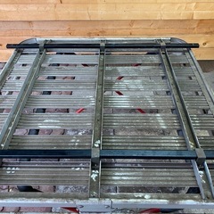 アルミ製　ルーフキャリア　汎用　テルッツオバーつき　
RV  四駆　キャンプ　アウトドアにの画像