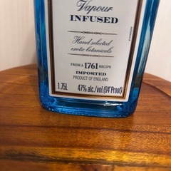 ボンベイ・サファイア ロンドン ドライジン 1750ml 47%の画像
