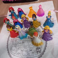 ディズニープリンセス　着せ替えおもちゃの画像