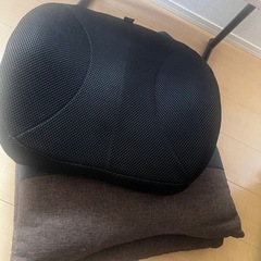 サイドテーブル、座椅子セットの画像