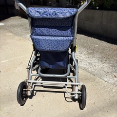 幸和製作所　シルバーカー 花柄 収納・腰掛・折りたたみの画像