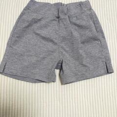 ユニクロ　　
短パン　ハーフパンツ　レギンス
100センチ　3枚セット（1枚おまけ）の画像