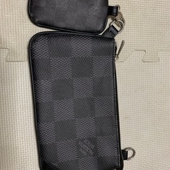クロスボディバッグの画像