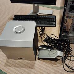 デスクトップパソコン一式　スピーカー付き　の画像