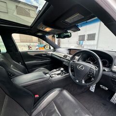 LS460 Fスポーツ TRDフルエアロ 修復歴無し 三眼LEDヘッドライト レーダークルーズ ナイトビューなどオプション多数の極上車の画像