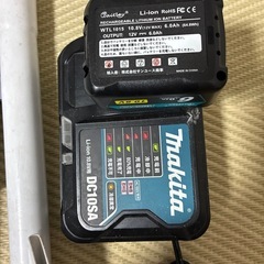 マキタ　コードレスクリーナー　サイクロン付
の画像
