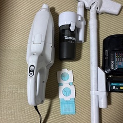 マキタ　コードレスクリーナー　サイクロン付
の画像