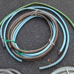 逗子 無料あげます 水道 ホース 散水 水まき 蛇口ホース 水道用ホース リール 散水用具  DIY 工具 ガーデン  排水ホース 送水 排水用 工業、土木・建設、農業・灌漑 洗濯機排水ホース 延長ホース キッチン 給水・吸水ホース 水道用品 高圧洗浄 部材  園芸資材の画像
