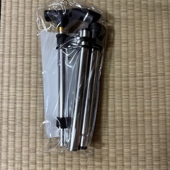 折りたたみ 杖 つえ おしゃれ 介護 軽量 らくらくステッキ シルバー(新品) の画像