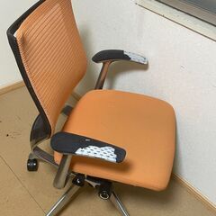 オフィスチェアの画像