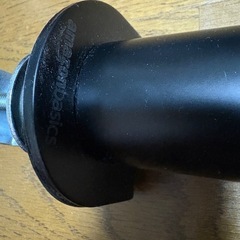 モニターアーム　Amazonベーシックの画像