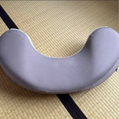 美品　ergobaby エルゴ 授乳クッションの画像