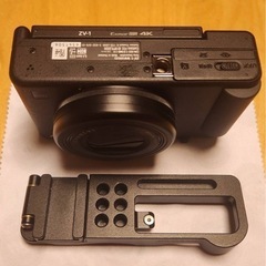 SONY ZV-1 ビデオカメラと付属品の画像