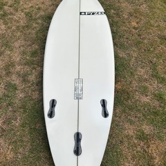 PYZEL SHADOW 5'10" ショートボードの画像