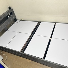 ホテルスタイルベッド LED照明・引き出し収納付きの画像