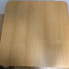 ダイニングテーブル(正方形75×75×64)の画像