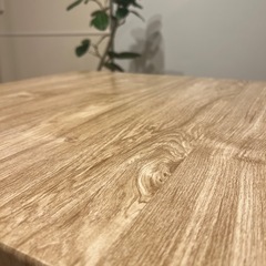 ニトリ ダイニングテーブル 70×70cm 木目調 ホワイト脚の画像