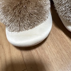 ファー付きスリッパの画像