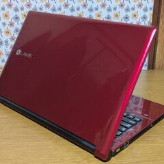 🍆NEC🌟Lavie🌟NS150EAR🌟美品赤🌟大容量SSD500GB🌟WIN11🌟Office2021の画像