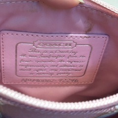 COACH ミニショルダーバッグ　ロゴピンクの画像
