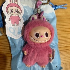 THE MONSTER PIN FOR LOVE イニシャルラブブ の画像
