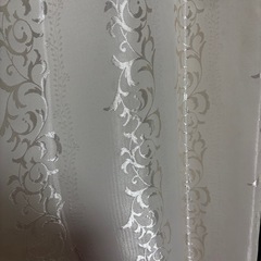 カーテンの画像