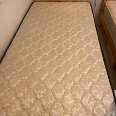美品✨ベッドマットレス　シングルサイズの画像