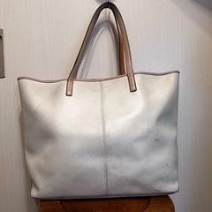 COACH トートバッグ ホワイト 持ち手ベージュの画像