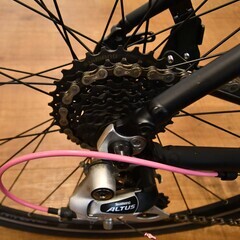 ●近郊格安配送(^^♪●ビアンキ　C SPORT クロスバイク　中古品●相模原　横浜　神奈川●自転車　シースポーツ　ピンクライン●の画像
