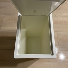 IKEA ゴミ箱　45Lの画像