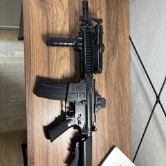 「10禁 電動ガン セット M4A1 & SOPMOD M4 予備マガジン・BB弾付きの画像