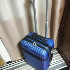 スーツケース 35L 機内持込み可 フロントポケット付き 8輪マルチキャスター ブレーキ付き エンボス加工 キャリーケースの画像