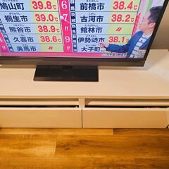 IKEA  TV台　ローボードの画像