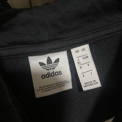 adidas パーカー　アディダスの画像