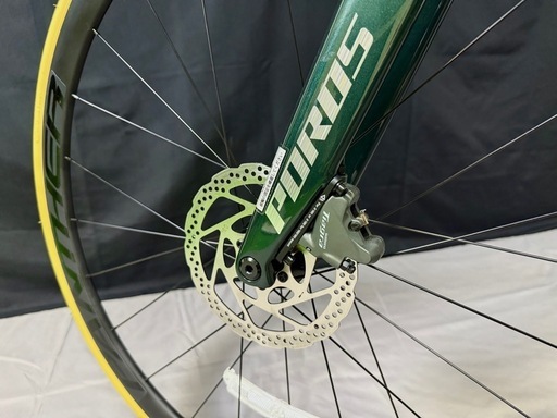 カーボン PANTHER POROS ロードバイク Tiagraディスクブレーキ