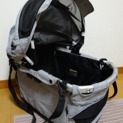 【美品】コムペット　ミリミリeg ライトグレー　ペットカートの画像