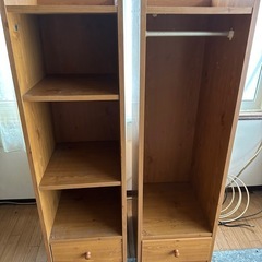 急募！！      学習机と棚のセットの画像