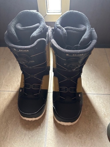 anthem スノーボードブーツ