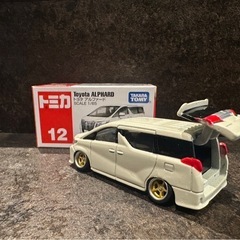 改造トミカ　トヨタ30アルファードの画像