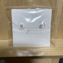 ピアス キラキラ ストーンの画像