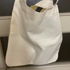 ニューバランス　バック　★商談中の画像